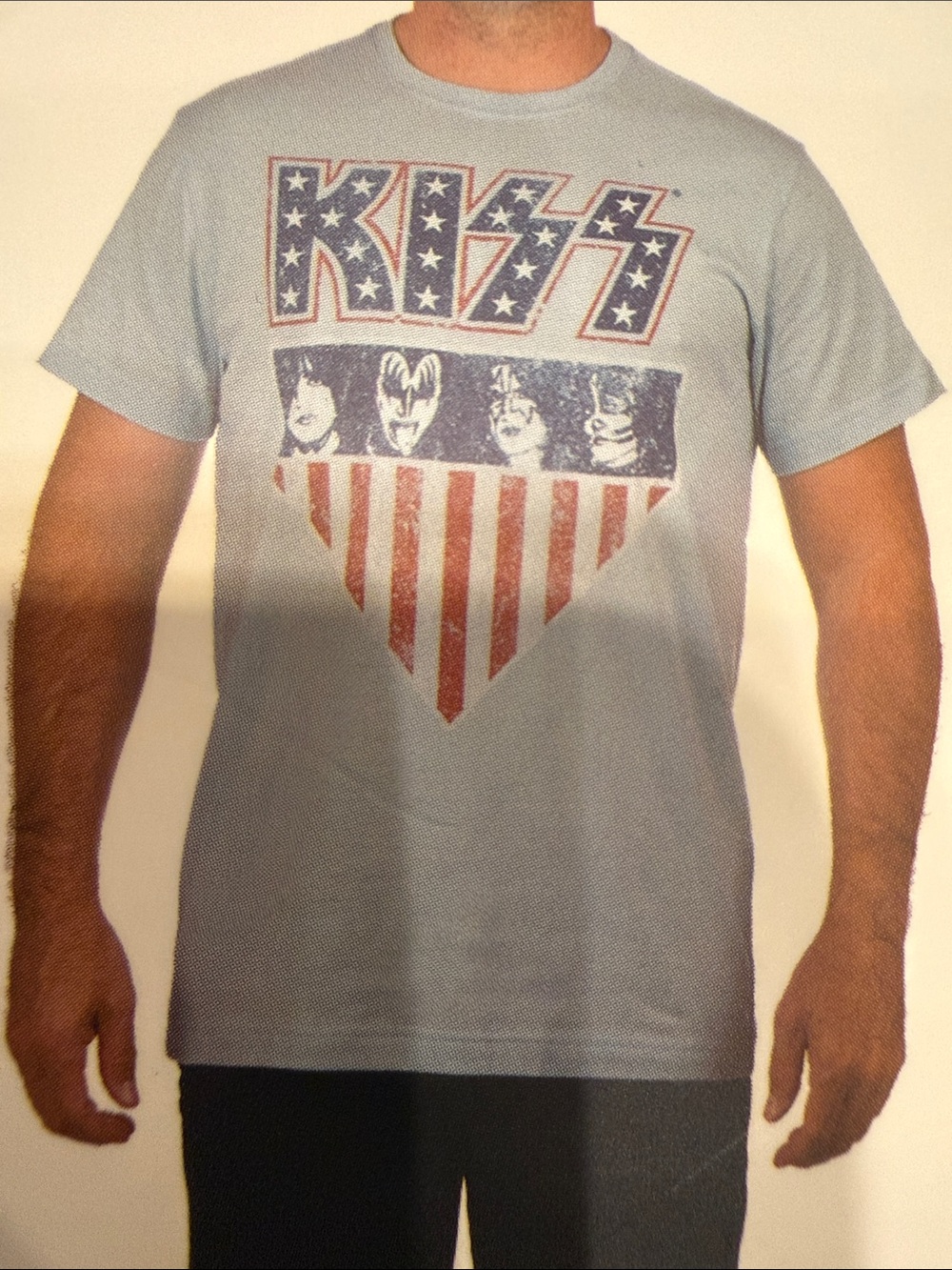 NWT KISS Shirt Blue Stars & Stripes
American Flag Rock & Roll
Music Size L